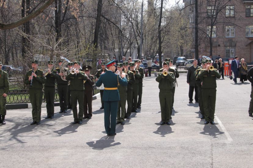 Награждение медалью &quot;ПОМНИМ&quot; Кобзона И.Д.